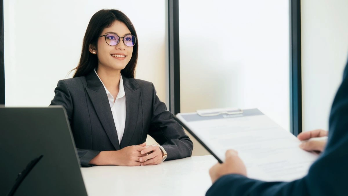 What Challenges Do First-Time Job Seekers Face in Cities?